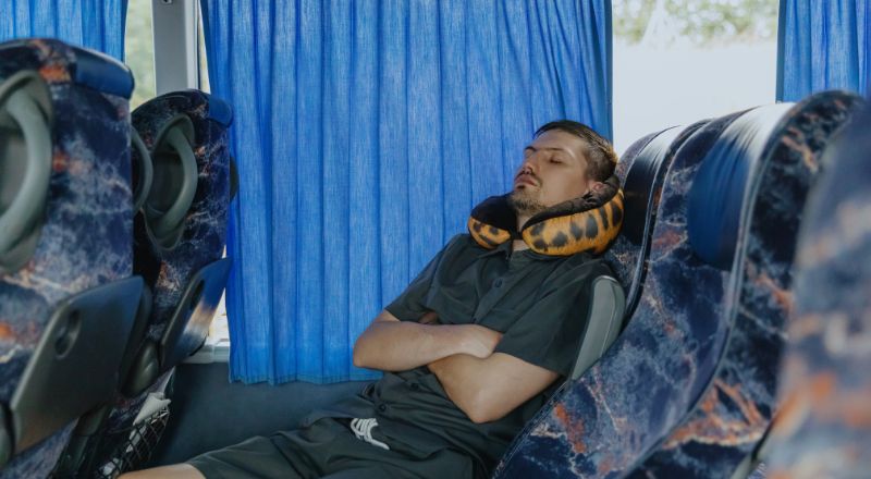 Que-llevar-en-viajes-largos-en-bus